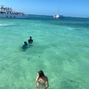 Meet your Posher, Eliza